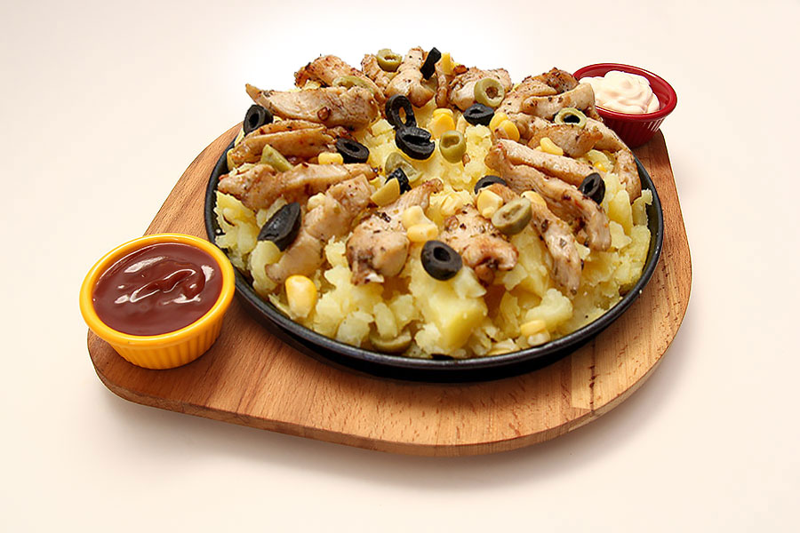 Barbeque Chicken Baked Potato Pizza